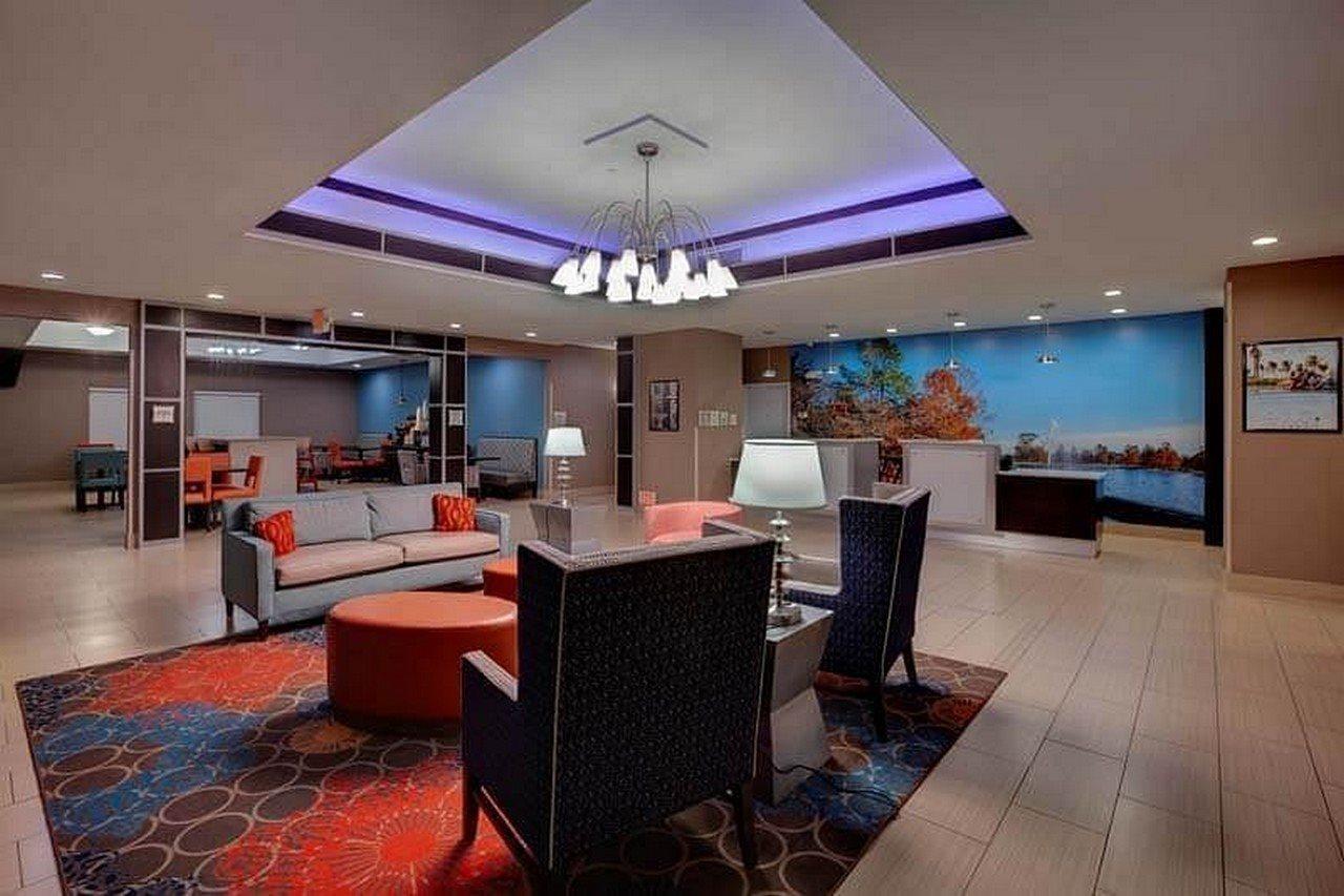 Comfort Inn & Suites Cleveland Bagian luar foto