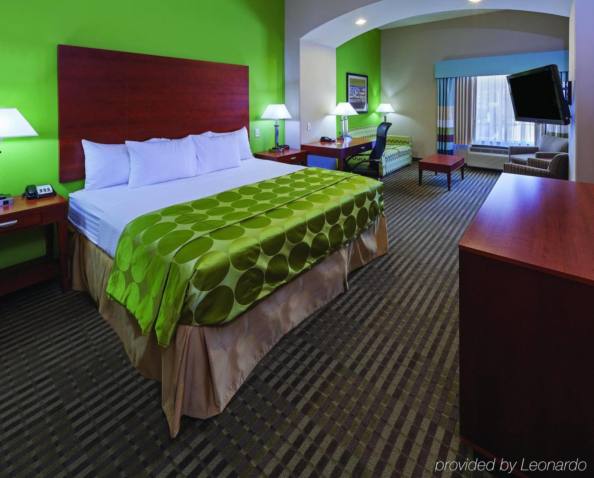 Comfort Inn & Suites Cleveland Bagian luar foto