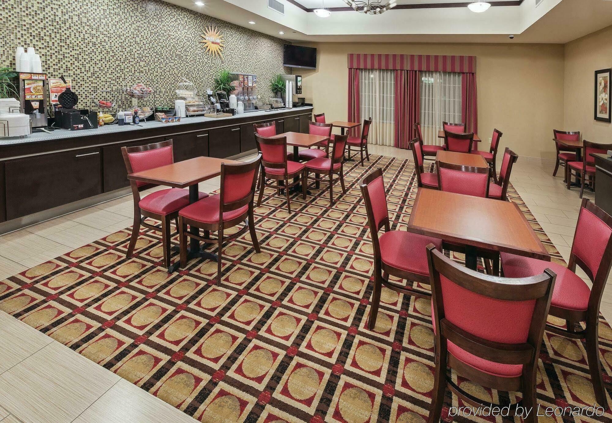Comfort Inn & Suites Cleveland Bagian luar foto