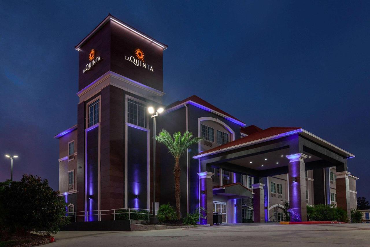 Comfort Inn & Suites Cleveland Bagian luar foto